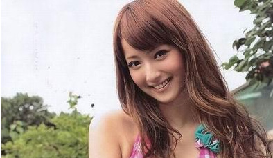 日女星佐佐木右眼肿胀淤青用大浓妆遮掩(图)