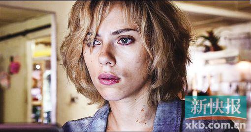 《超体》发预告片斯嘉丽·约翰逊演女英雄(图)