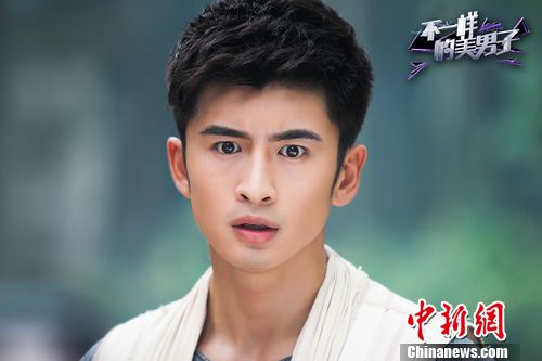 张云龙《美男子》预知未来能力遭调侃:问我球赛输赢