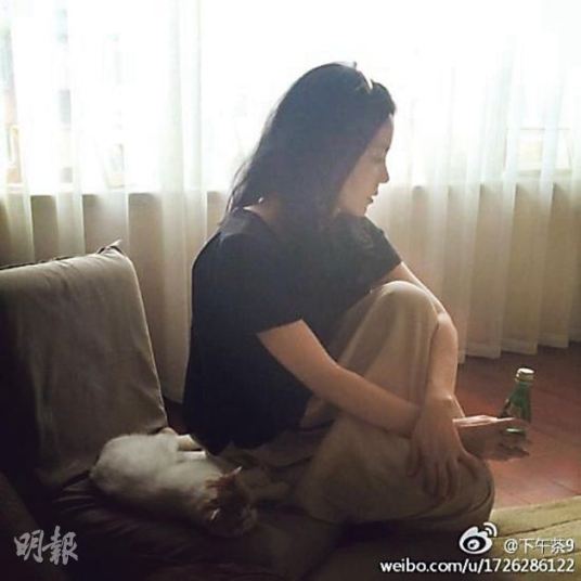 王菲近照曝光慵懒自在经纪人否认其涉毒(图)