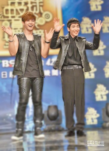 �����ڱ������Ķ��ϰ���̨�����ٴ�У�ͼ��