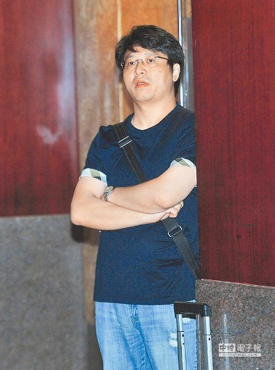 孟庭苇被曝因不堪被骂离婚前夫要求其出面澄清