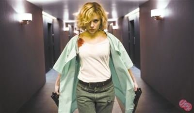 吕克·贝松新作《超体》登顶北美票房(图)