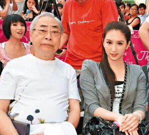 76�긻������25��Ů�������԰��³�ǧ����ͼ��