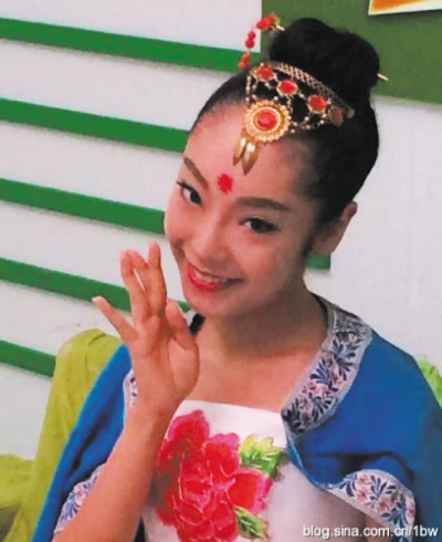 欧阳奋强18岁女儿近照曝光大眼宽额似爹(图)