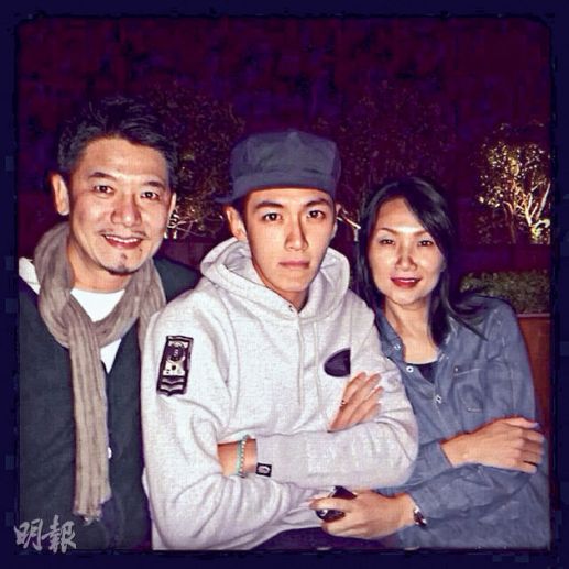 ��������������ɣ�6���𴲣�ɢ���˶�������