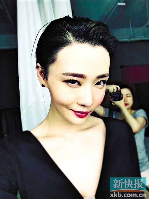 ������ǰ��ɹ�촽���մ���V������Ư�����ǣ�ͼ��