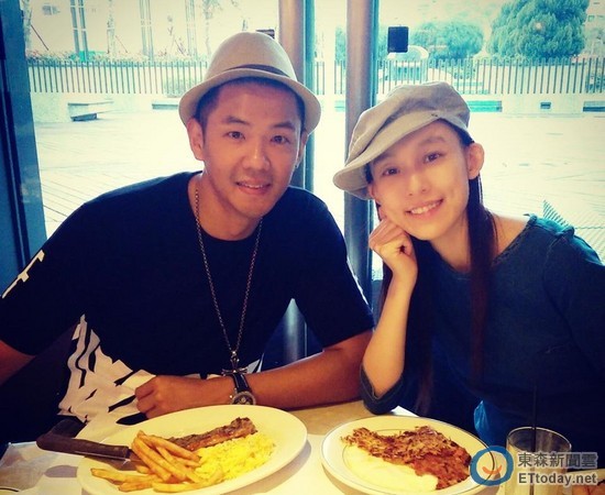 ��������˫��̥�������������Ѷ�������ԡ���ͼ��