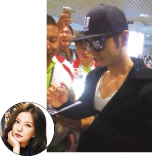 黄晓明抵达兰州将出席金鸡百花电影节颁奖仪式