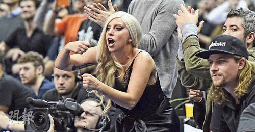LadyGaga����˯ȹ����NBA��ȫ�������㵸��ͼ��
