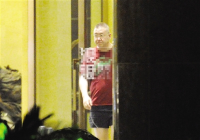 Ӣ���ҥ����Ů�ӻع�Ԣ��ҹ����Ī���еĳ���