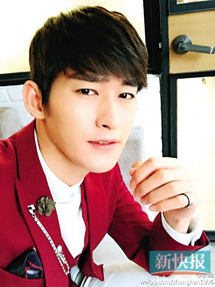 张翰回归正常路线红衣帅照曝光图