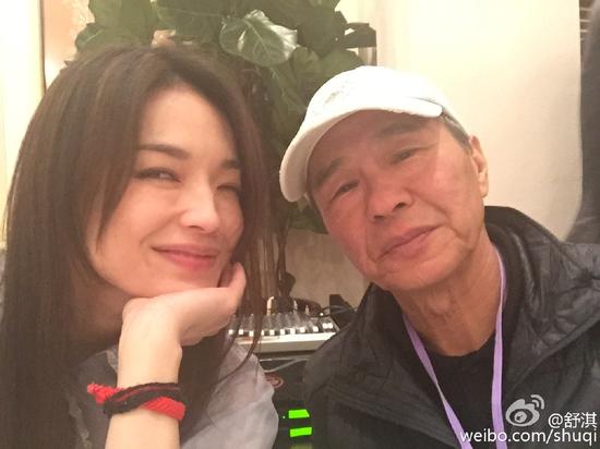 ������Т�ͺ�Ӱ����������¶����΢Ц��ͼ��