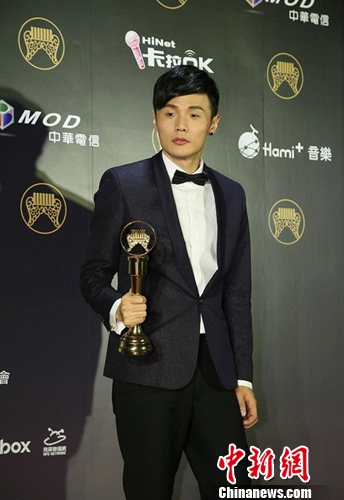 ������3������ӱ������̭���ٺ��߹�һ�����ˣ�ͼ��