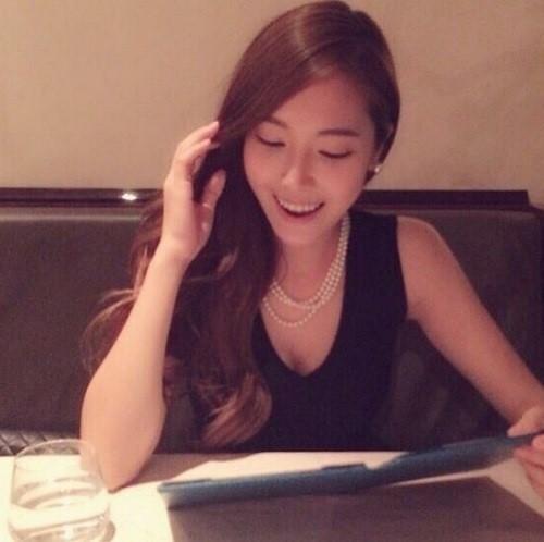 ����Ů��Jessicaɹ���մ���ȹ������������ͼ��