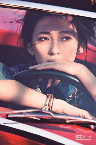 �����ݻ������Ϲ�������������һ����ͬ���ˣ�ͼ��