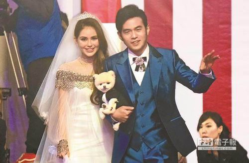 �ܽ��ױ�׷�ʺ�ʱ����¶Ц�ݻ�Ӧ�����˿��ˣ�ͼ��