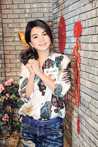 Ella拍亲密戏不向老公报备因工作推迟生子计划(图)