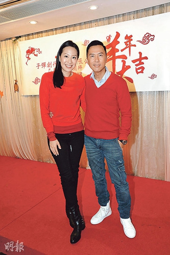 香港"明报"消息,甄子丹旗下电影公司昨日举行春茗,甄子丹与太太汪诗诗