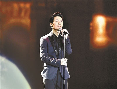 ����׷˼Ҧ���ȳ³������նԳ���ͼ��