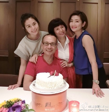 SelinaΪ��ĸ��ף���38����Ư������������ͼ��