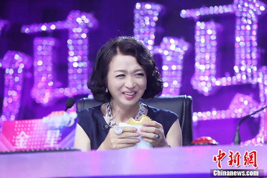 ��������ѽ��ѡ��������۲�Ա����ζ�����ݡ�