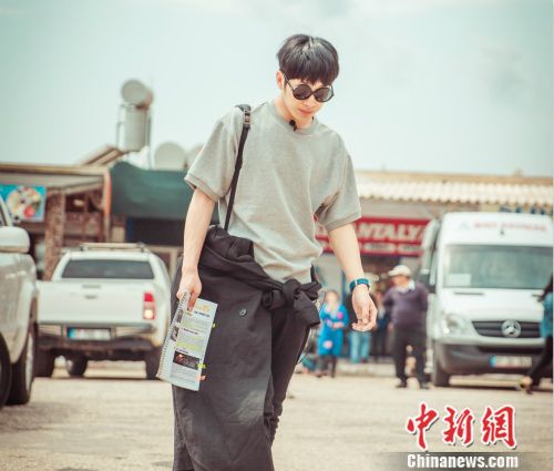 ����Ȼ�����١��������߸�̾����Ů����������ʶ