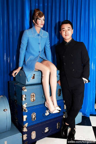 佟大为新作牵手破产姐妹Max赵薇:艳福不浅