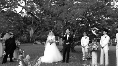 陆川与胡蝶在夏威夷办婚礼只邀请亲朋挚友(图)