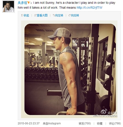 吴彦祖健身表情专注肌肉健硕被赞是男神(图)