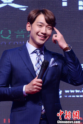 Rain�׶���Ů������ͬһ�δ���̩ϣ̨ͬ