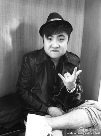 ��ɼ˽����ӫĻ���󷴲�����ͮ�����׷�Ϊ����