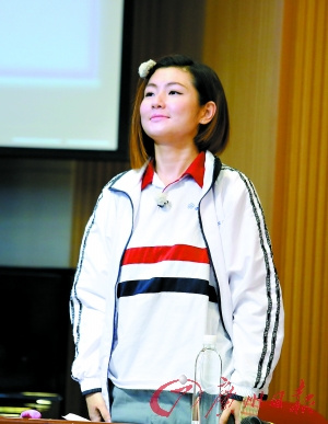 Selina��Ҷ�����ǻ��裺û������û���ܽ��ף�ͼ��