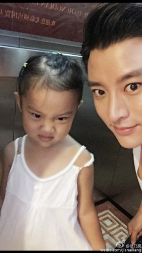 ��Ů������ü�������������Խ��Խhold��ס��