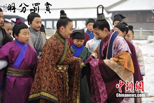 ���Ӿ硶�й�������¡���������ڹ���л��Ļ�