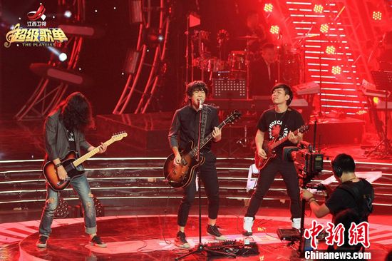 白举纲《超级歌单》叫板崔健黄国伦秒变粉丝(图)