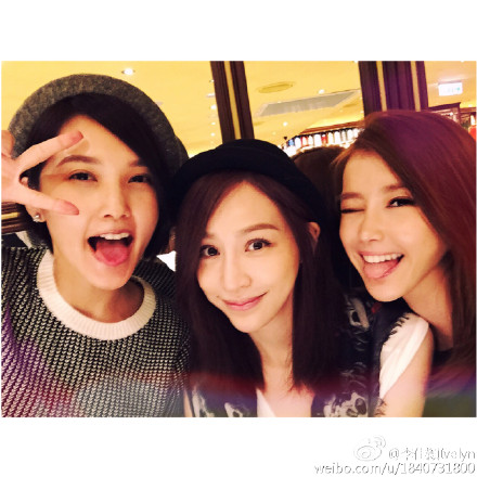 ��ة�����������Ӱ�ع�������ͷ�ڼ����֣�ͼ��