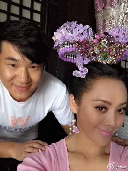 ���������ɹ��ױ������ɫ��װϷ����ͷ�Σ�ͼ��