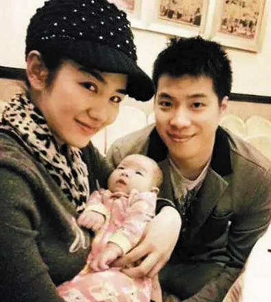 向太与黄毅清开骂战怒斥男方是“垃圾”(图)