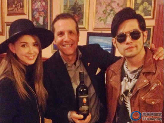 妻子赴米兰工作周杰伦陪伴“爱相随”(图)