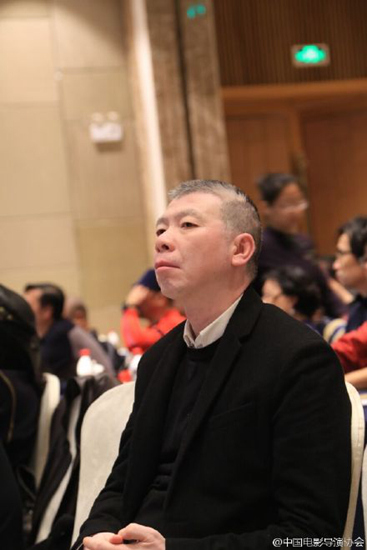 李少红连任第6届电影导演协会会长冯小刚任副职