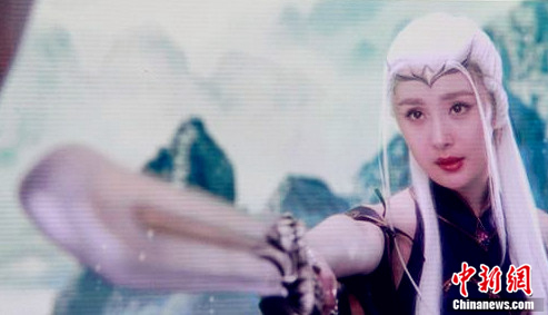 ���ݰ���Ϸ��������˴򶷻���躻�ЦΧ�ۣ�ͼ��