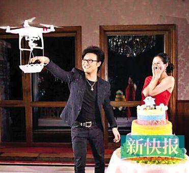 ����������ī�����ĳ����ƺ��º�ñ������ǰ��ͼ��