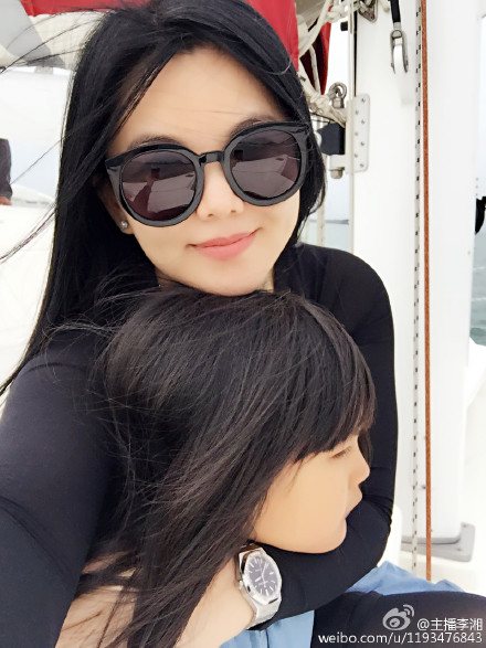 �����Ů������ɹ�������ѣ������и��ࣨͼ��