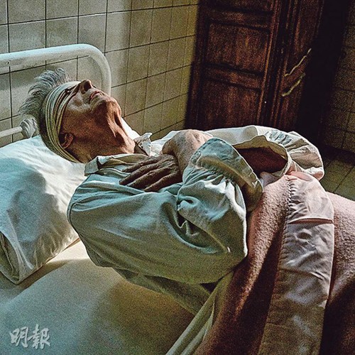 大卫·鲍伊生前患肝癌多位明星好友发文悼念(图)