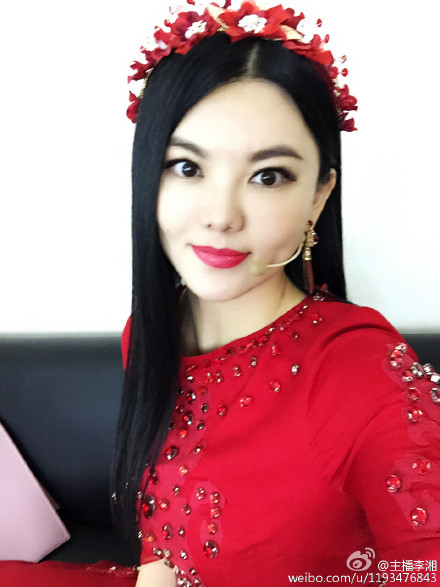 ��������������������ӡ��ԳƱ��������ɣ�ͼ��