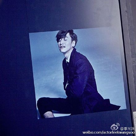 ���䨴���װ¶����΢Ц�����ޣ���Ҫ�����㣨��ͼ����3��