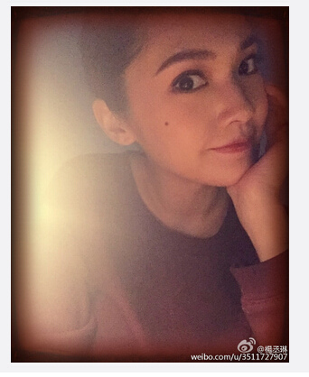 杨丞琳上妆照现“锥子脸”网友:撞脸Baby(图)