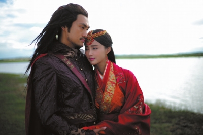 张歆艺:跟袁弘一块拍戏好辛苦,他是神逻辑(图)