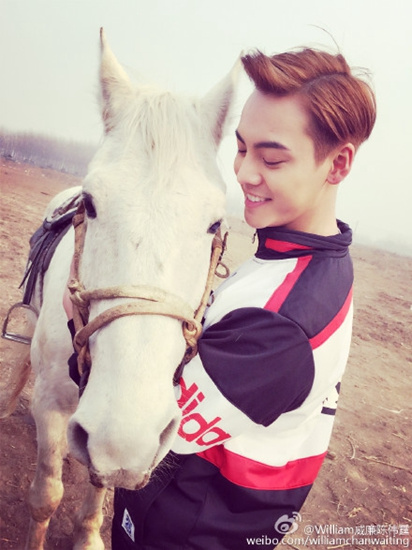 ��ΰ��˧��΢Ц��Ӱ�������ѣ��������ӣ�ͼ��